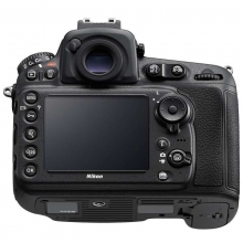 尼康（Nikon） D810 单反数码照相机 全画幅机身（AF-S 24-120mm f/4G ED VR） 约3,635万有效像素