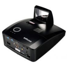 富可视（InFocus） 商务办公高清短焦投影机 3D投影仪 局域网共享 IN136UST-WXGA