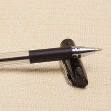 宝克 B30中油笔(0.7mm)（黑色） （计价单位：支）