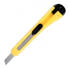 宝克（BAOKE）UK1404 自锁功能安全美工刀/裁纸刀 办公用品 单把便携装 小号塑料壳美工刀