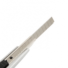 宝克（BAOKE）UK1402 金属美工刀 自锁功能安全美工刀/裁纸刀 办公用品 银色