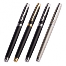 宝克 PC111 中性笔 银色笔尖 哑光黑色笔杆 0.7mm （计价单位：支）