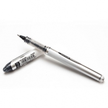 三菱（Uni）UB-200 直液式走珠笔0.8mm 商务签字笔 黑色